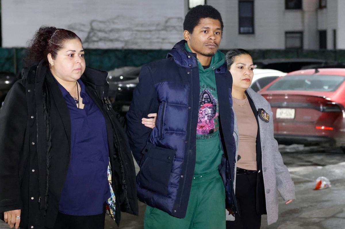 NYC boy, 2, hospitalized in critical condition after father allegedly beat him: cops