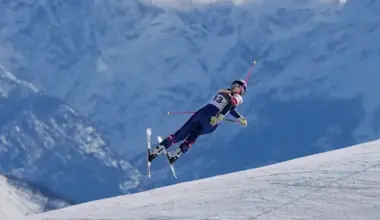 News 12 | Brooklyn | Lindsey Vonn crashes seconds into downhill race
