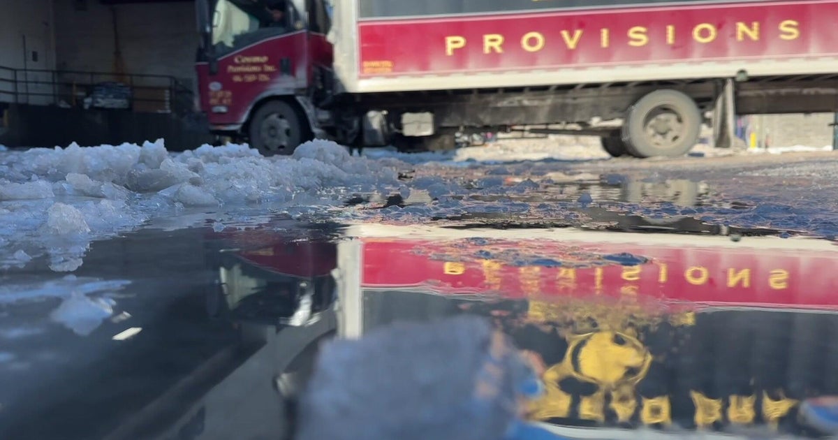 Mystery manhole leak in Queens creating an icy hazard for food wholesaler