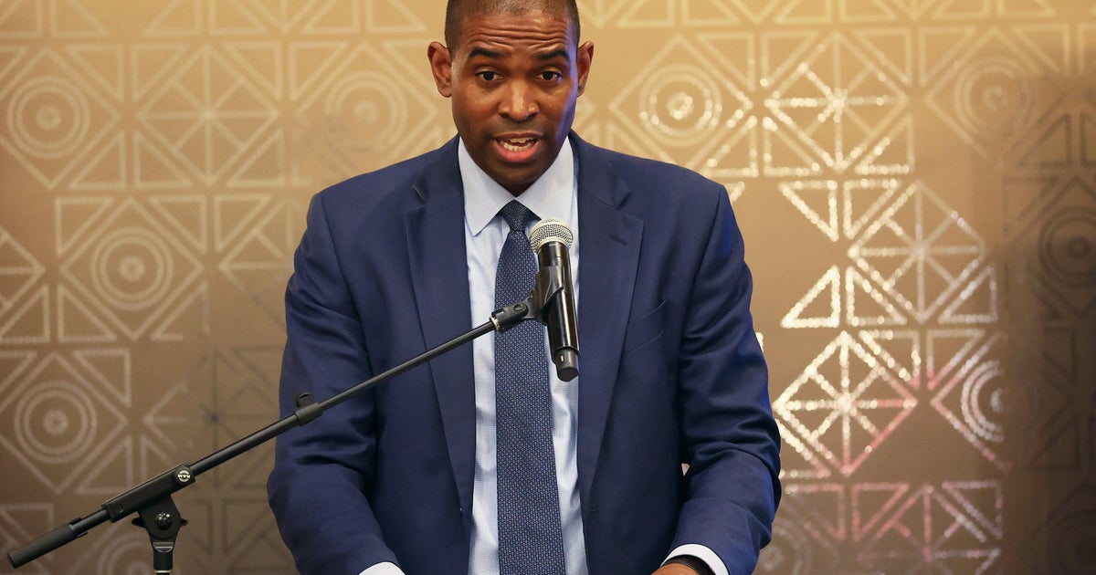 Lt. Gov. Antonio Delgado suspends campaign for N.Y. governor