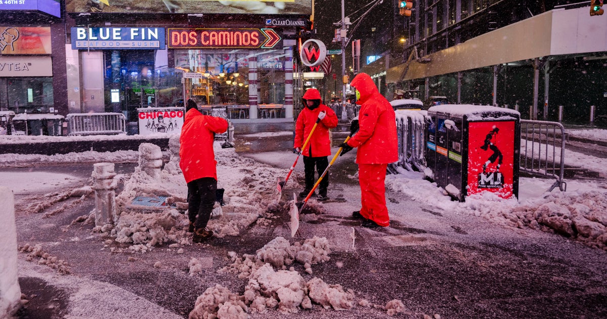 Snow totals in New York, New Jersey climbing as major blizzard continues