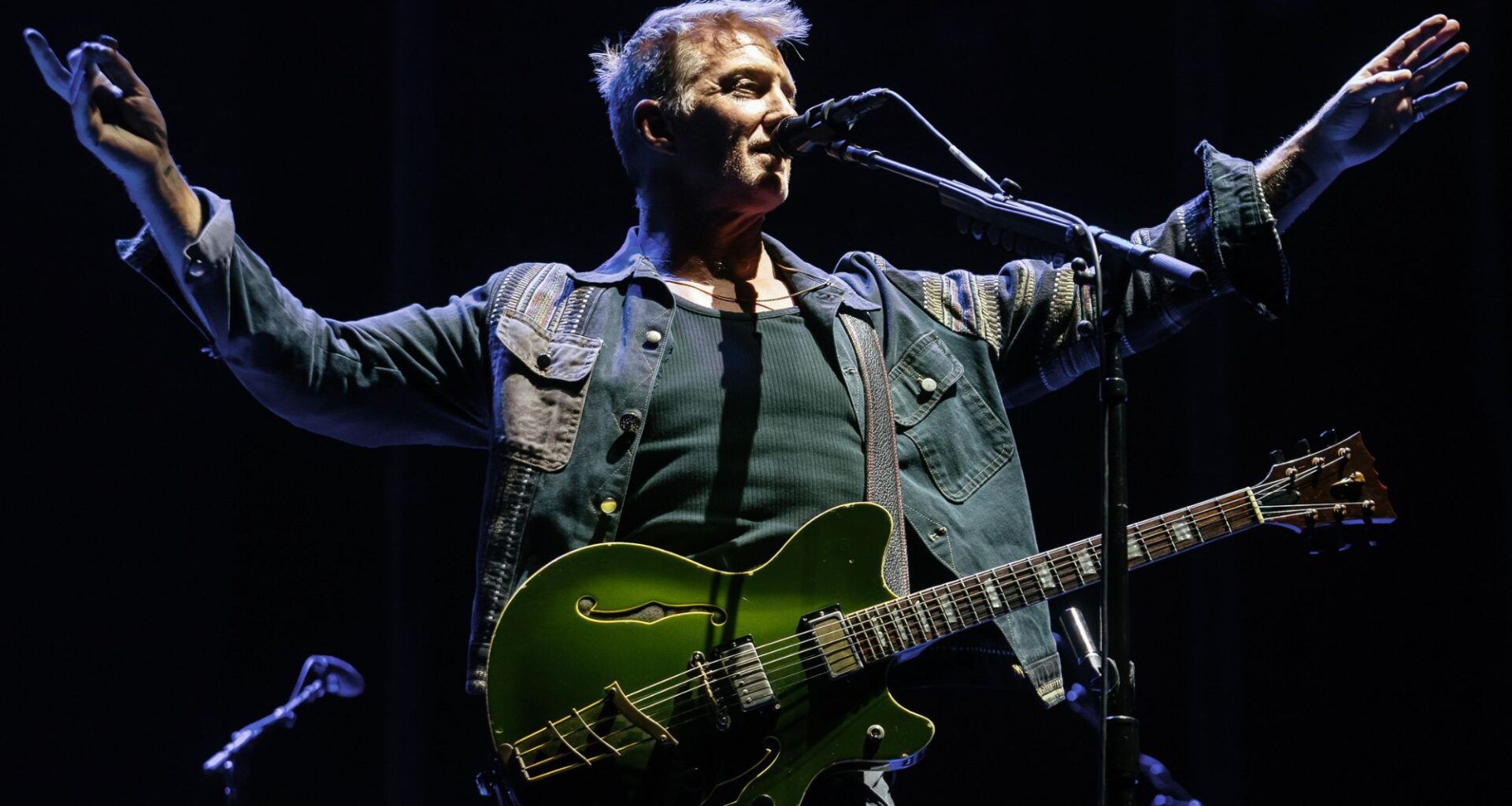 Watch Queens Of The Stone Age's Josh Homme cover AC/DC’s 'Night Prowler' at Dean Delray’s Bon Scott tribute show