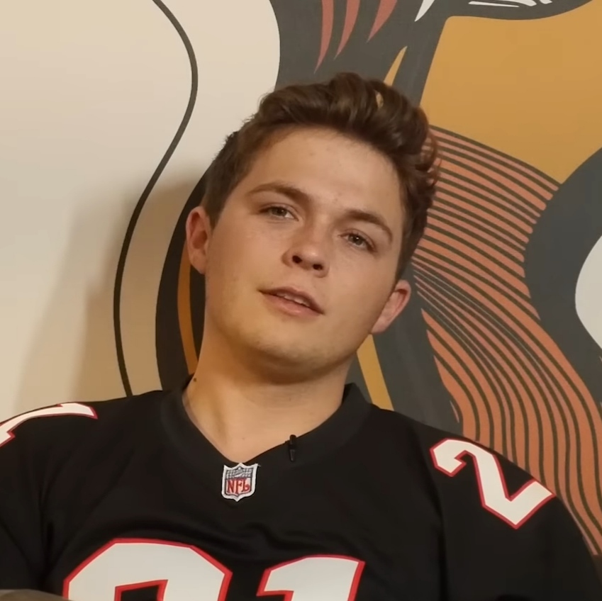 Josiah Queen’s Mt. Zion Tour Ignites Unprecedented Demand as Worship Movement Sweeps North America