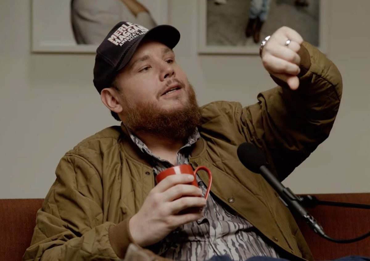 Luke Combs Understands Why He Got The ‘Pretty Woman’ Treatment Buying A Rolex In New York City: “I Was Wearing Camo Gym Shorts”