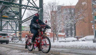 Even in a Blizzard, Food Delivery in New York City Continues