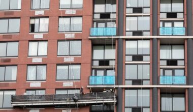 Tenants With No Water, Heat Face Off Against Landlords In NYC Hearing