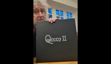 BRIAN MAY Teases "Perfectly Rebuilt" QUEEN II Box Set, Coming In March; Video