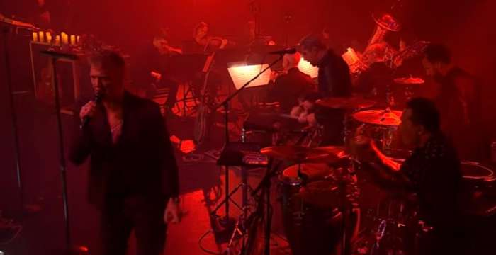 queens of the stone age acl 25