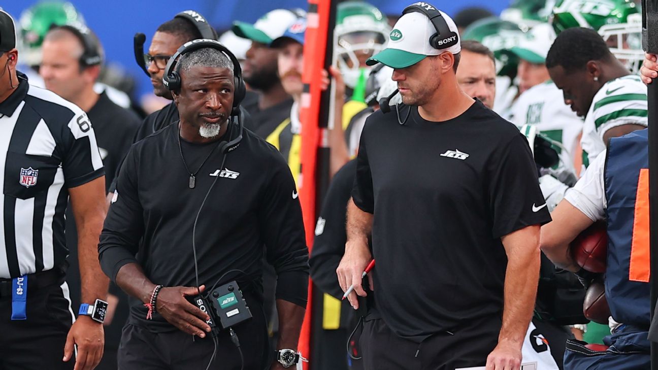 Inside New York Jets coach Aaron Glenn's staff overhaul