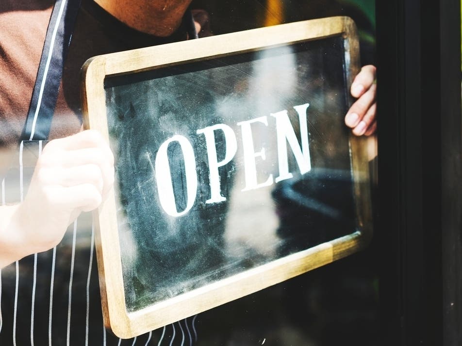 Luxurious French Dessert Bar Opens On The Upper East Side