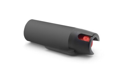 Off duty NYPD cop pepper sprayed in Brooklyn during argument over shoveling snow