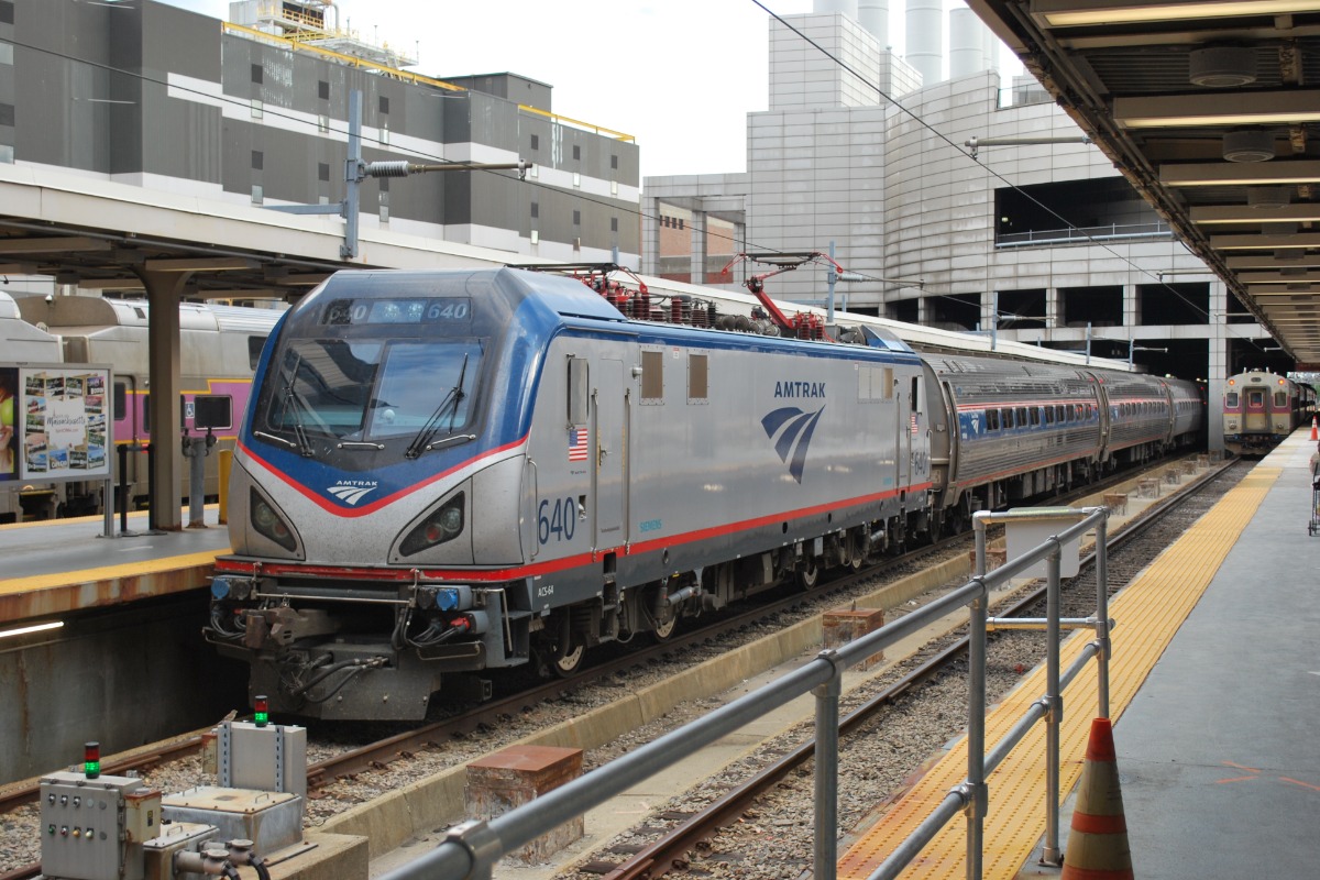 Amtrak Rolls Out $25 Tickets Between Boston And Manhattan For 'Night Owl' Trains