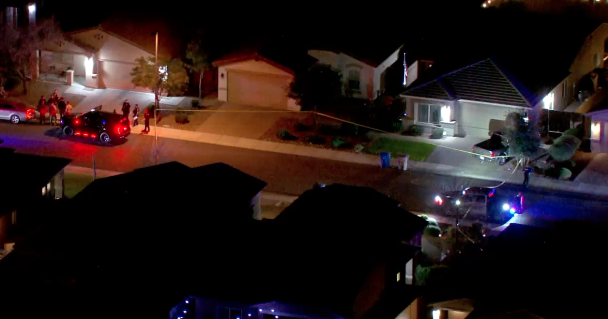 Officer hurt after a shooting involving Queen Creek police Tuesday night