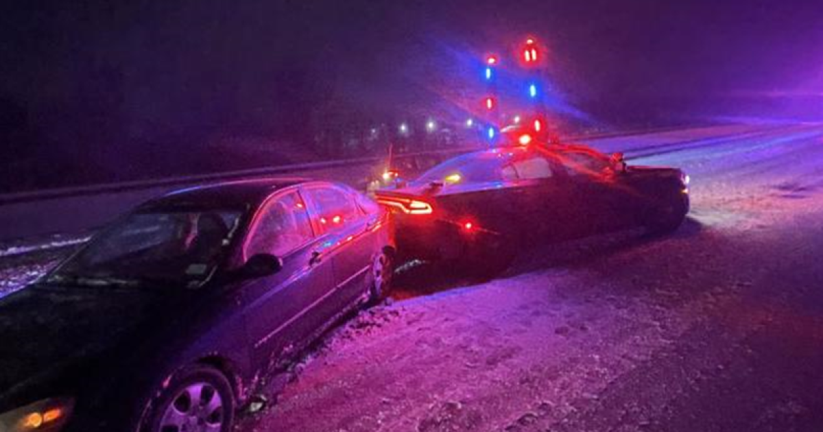 New York State trooper hit while helping driver along Thruway in Lancaster