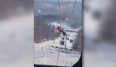 Stranded skiers rescued from gondola cabins in New York after mechanical failure