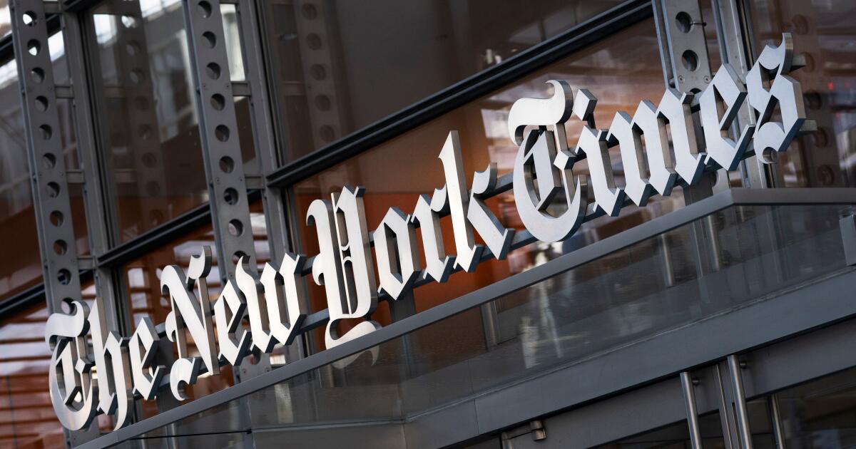 Warren Buffett's company invests in The New York Times years after he sold his newspapers
