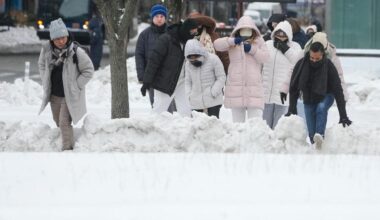 Blizzard Warnings Send East Coast Scrambling to Prepare for Heavy Snow and Strong Winds