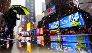 New York, other states under state of emergency amid blizzard warning