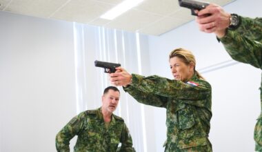 Queen Máxima starts training to become a Dutch army reservist