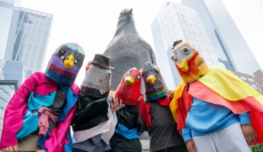 The High Line Says “Farewell, Dinosaur” With Feather-Brained Closing Event For The Giant Pigeon Sculpture | The Bronx Daily