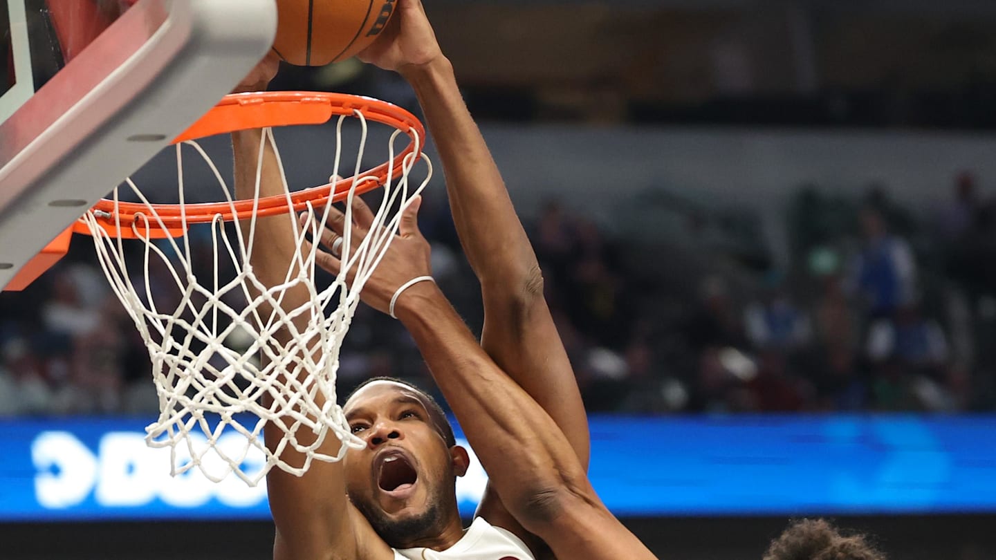 Cleveland Cavaliers Blowout Dallas Mavericks To Close In on New York Knicks in East
