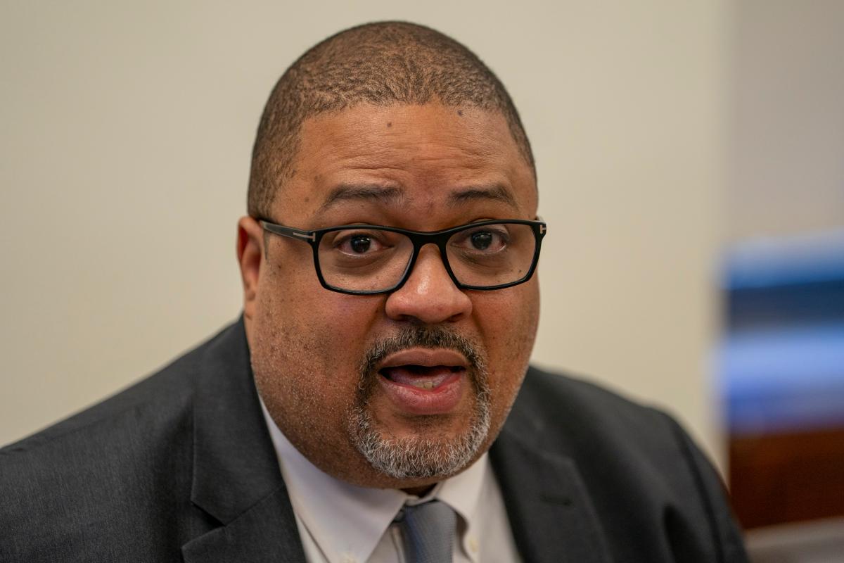 DA’s latest insult to cops: Letters