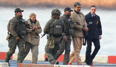 LIVE UPDATES: Venezuela's former ruler Nicolás Maduro, wife Cilia Flores appear in NYC federal court