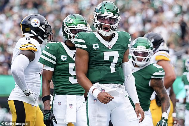 The New York Jets are planning a massive overhaul of their quarterback room this offseason