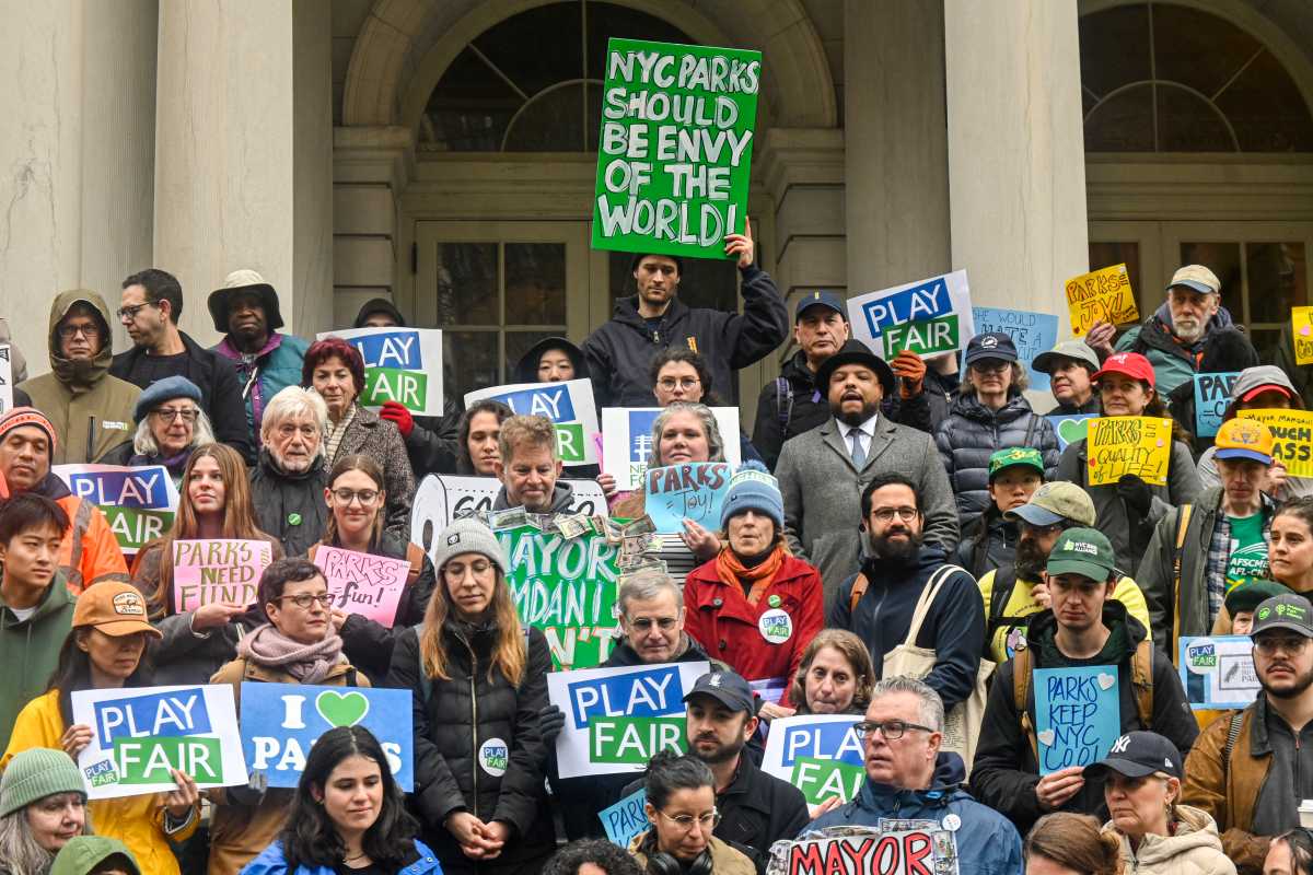 NYC Parks advocates rally at City Hall for 1% budget funding – Bronx Times
