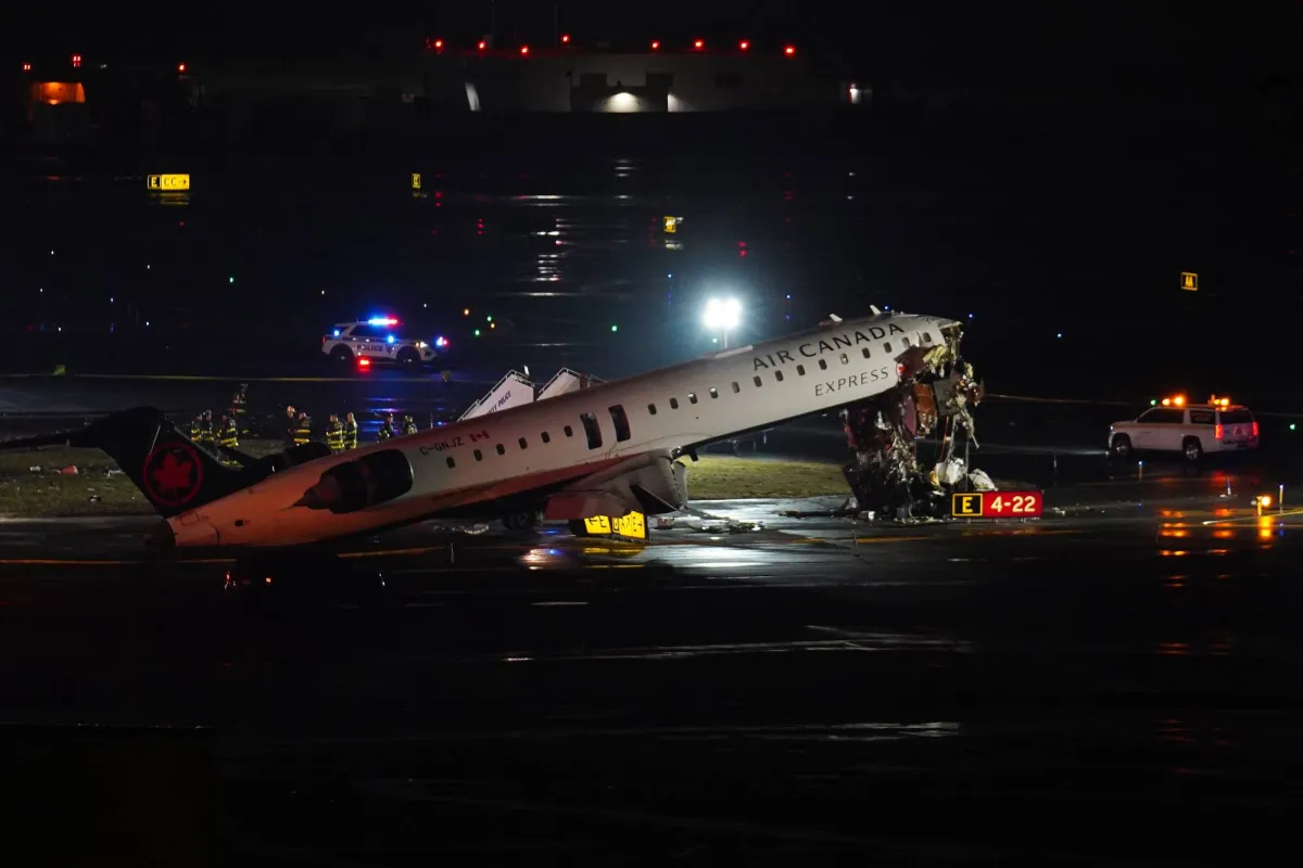 Air Canada Express Jet Hits Ground Vehicle, Closing New York's LaGuardia Airport