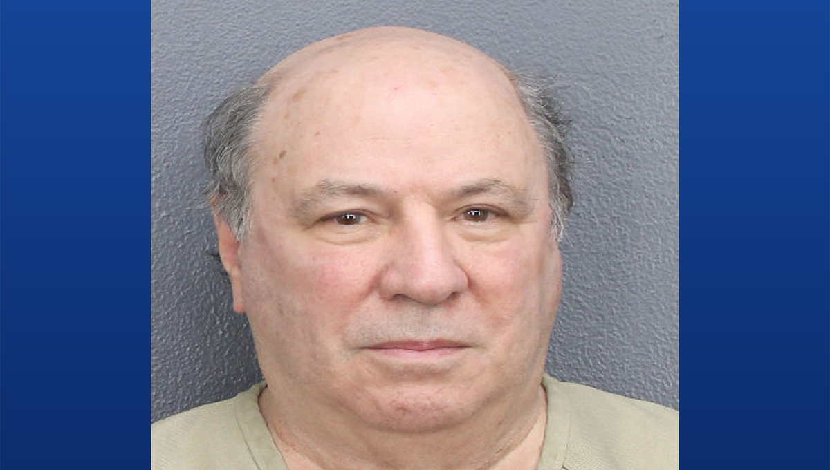 New York man arrested for bomb threat at Florida airport