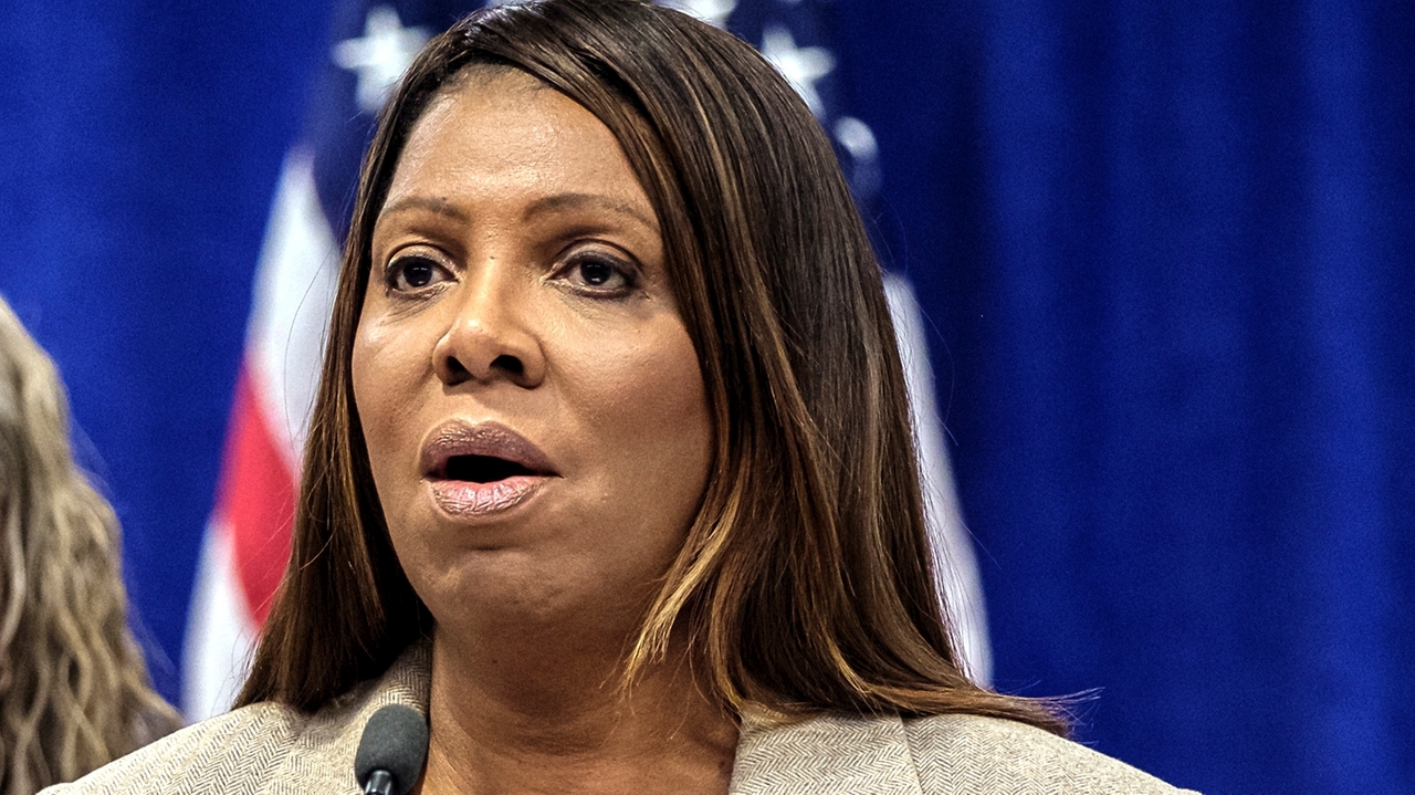 The 10 scams hitting New Yorkers most right now