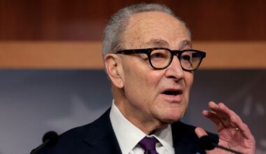 The National Desk dark theme brand icon