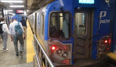 PATH train Hoboken lines suspended due to 'power issue'