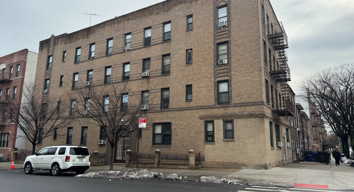 Family says Astoria man arrested in killing of retired teacher, 75, has mental illness