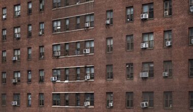 New York judges add new obstacle for low-income tenants with housing vouchers