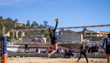 Beach Volleyball Goes 2-0 on First Day of Queen's Cup