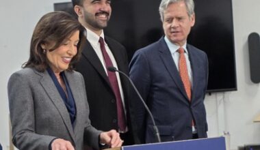 Hochul and Mamdani are all smiles, despite disagreement on taxes