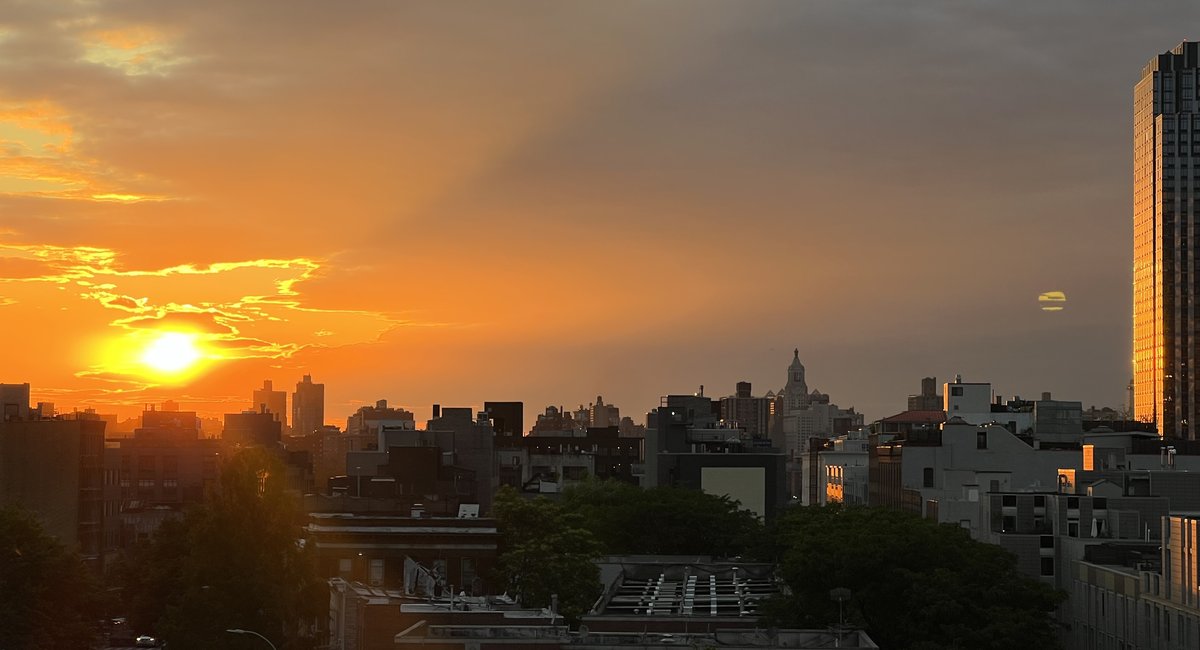 Here comes the sun, NYC: Daylight saving time starts Sunday