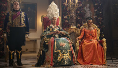 Bridgerton. (L to R) Hugh Sachs as Brimsley, Golda Rosheuvel as Queen Charlotte, Adjoa Andoh as Lady Danbury in episode 408 of Bridgerton. Cr. Liam Daniel/Netflix © 2025
