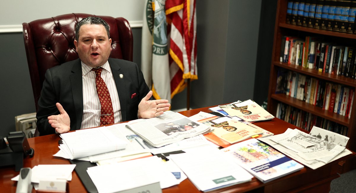 Staten Island elected officials voice disapproval for a planned homeless shelter