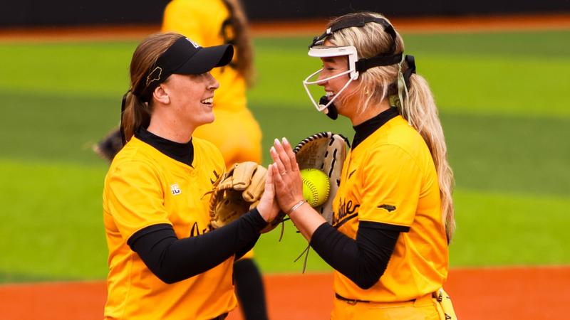 App State Rolls Past Queens on Sunday to Sweep Mountaineer Classic