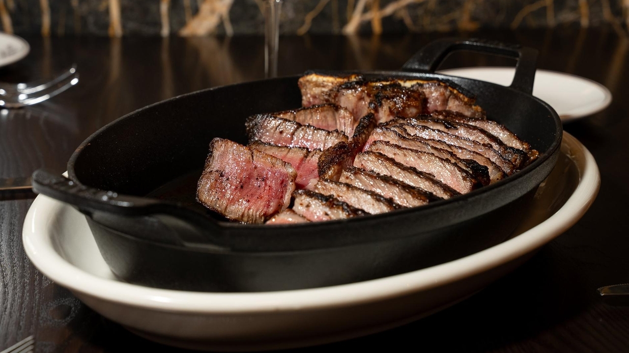 The Chas. opens in former Carrabba's in Smithtown