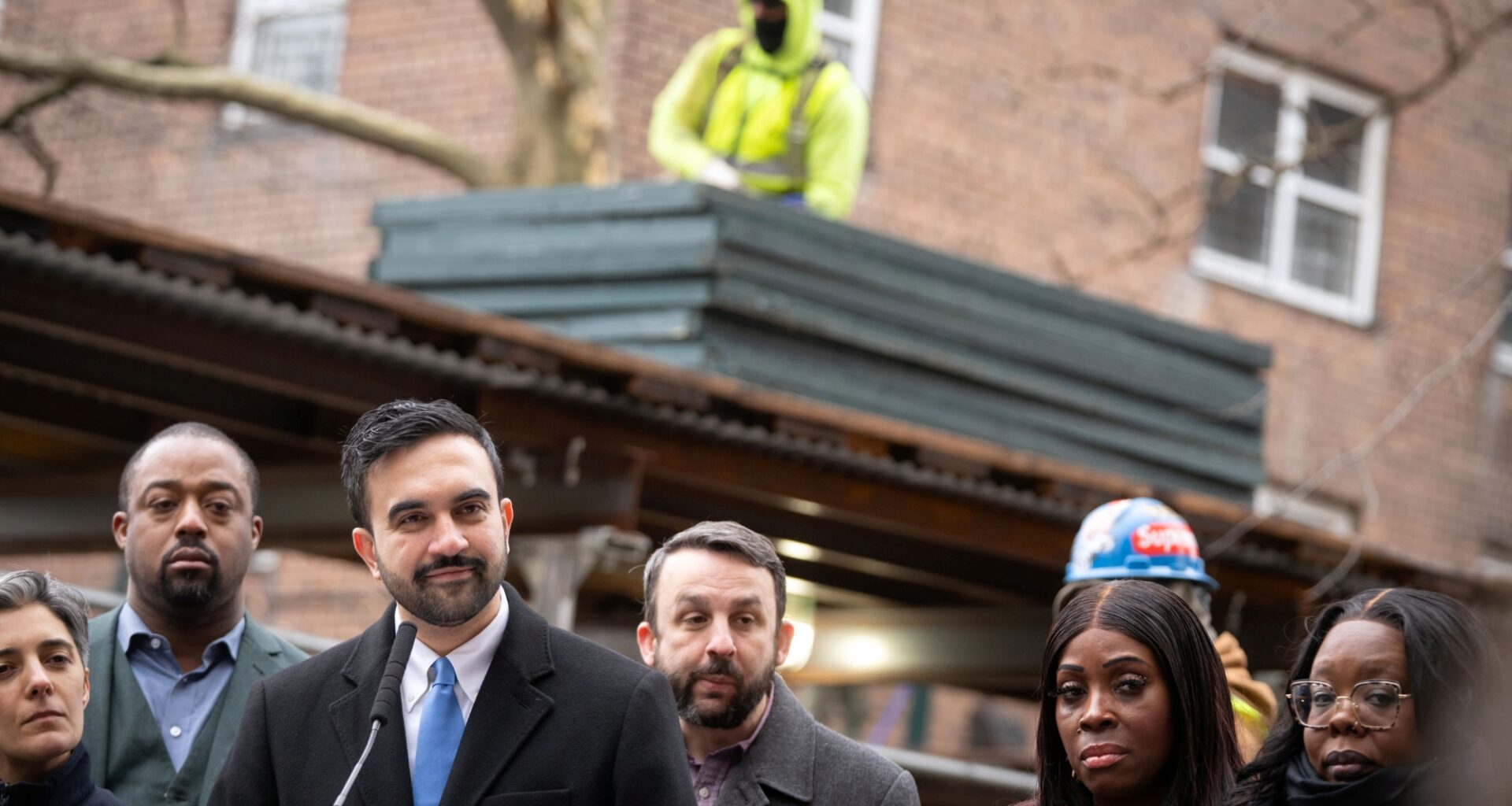 Mamdani unveils reforms to NYC’s sidewalk shed rules