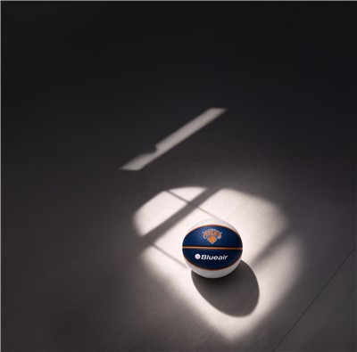 Madison Square Garden Sports Corp. (NYSE: MSGS) and Blueair have announced a new partnership naming the global leader in air wellness The Official Air Care Partner of the New York Knicks. This first-of-its-kind designation focuses on "Controlling Your Conditions" to support elite performance, focus, and recovery.
