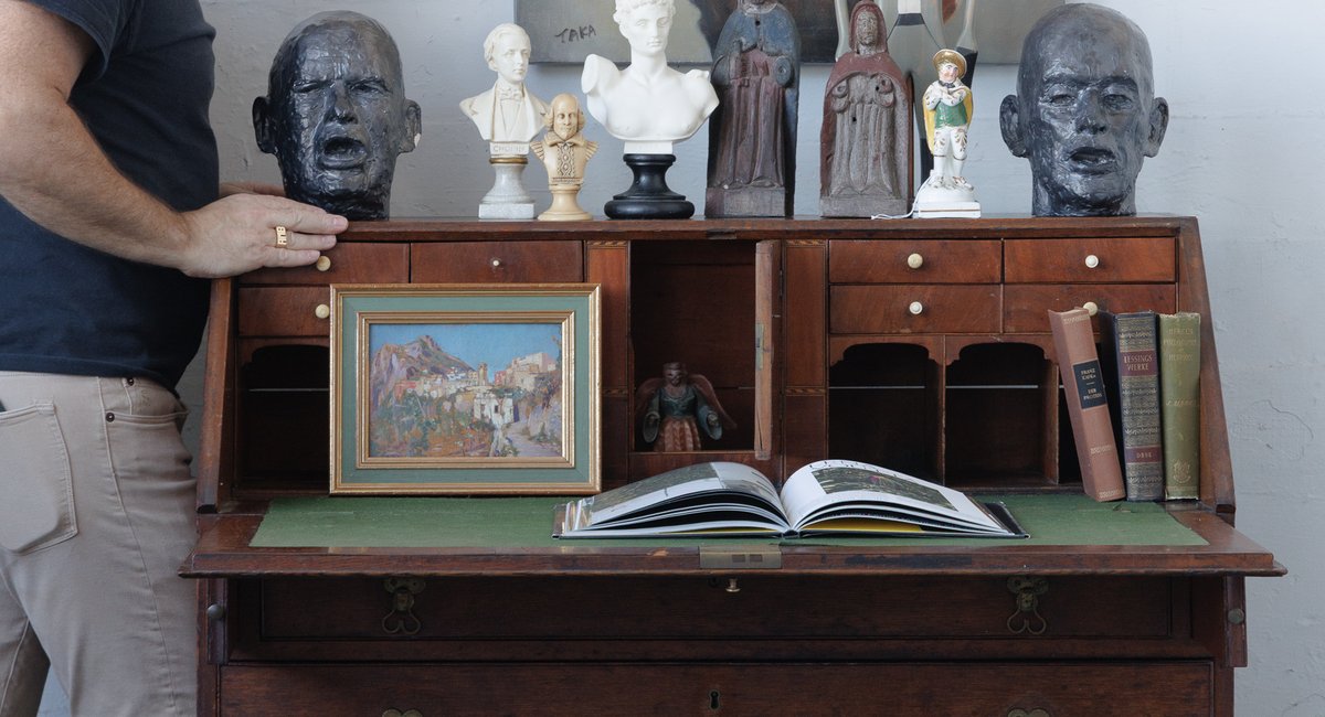 4,000 square feet of luxury knickknacks on sale in Brooklyn this weekend