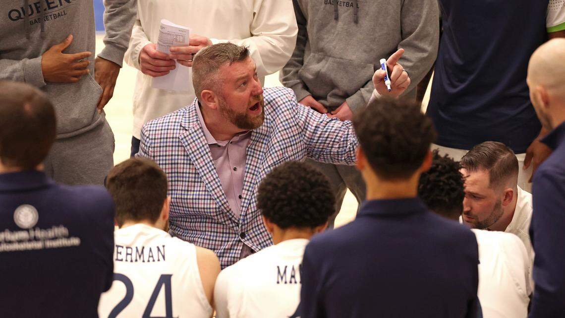 Queens coach 'extremely frustrated' by courtside SEC coach