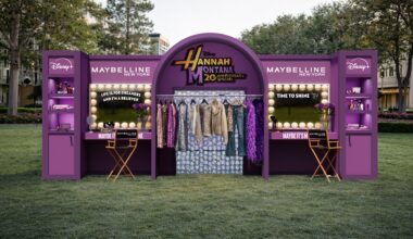 Hannah Montana Pop-Up in NYC: Free Glam Closet Experience