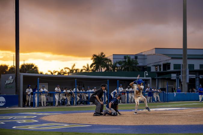 Eagles sweep doubleheader with 2-1 win over Queens
