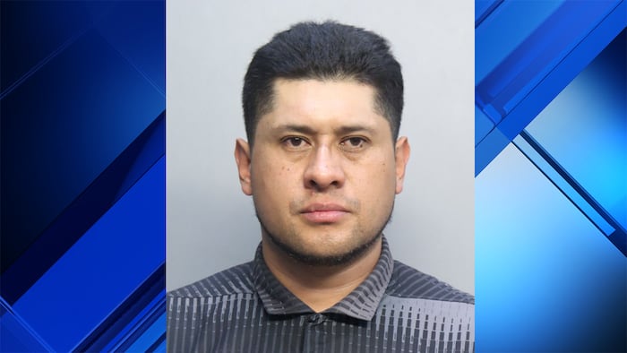New York man arrested in Miami for selling fake tickets outside World Baseball Classic